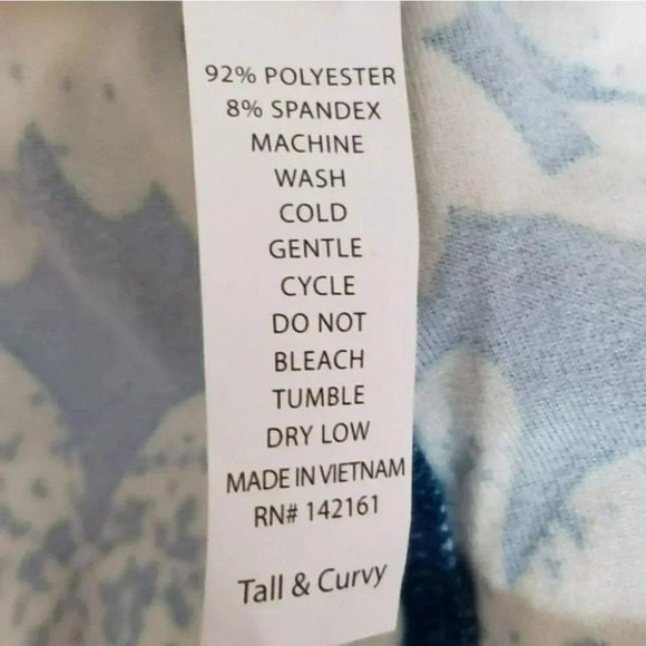 Lularoe Tall & curvy printed leggings‎ - Picture 3 of 4